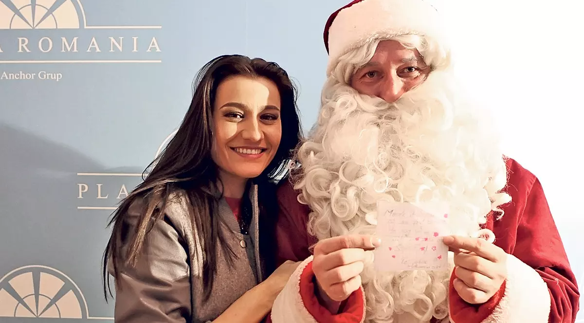 EXCLUSIV | Moş Crăciun i-a scos din mânecă Claudiei Pătrăşcanu un iubit şi un copil