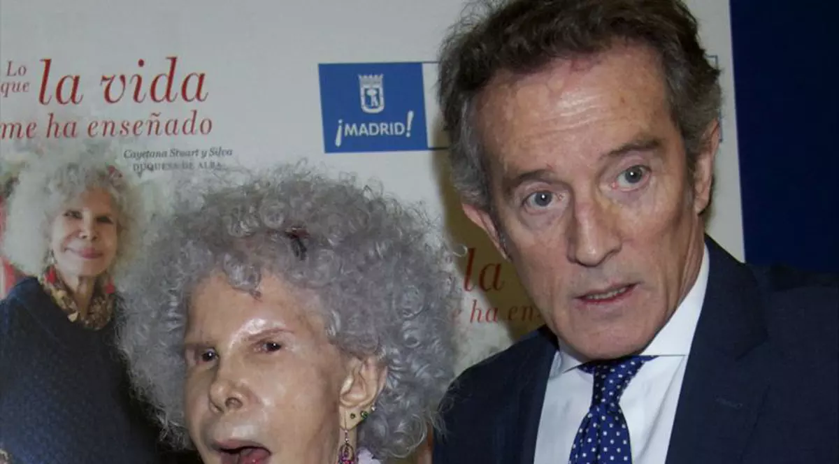 Moștenirea Ducesei de Alba. Ce primește soțul, mai tânăr cu 25 de ani ca ea