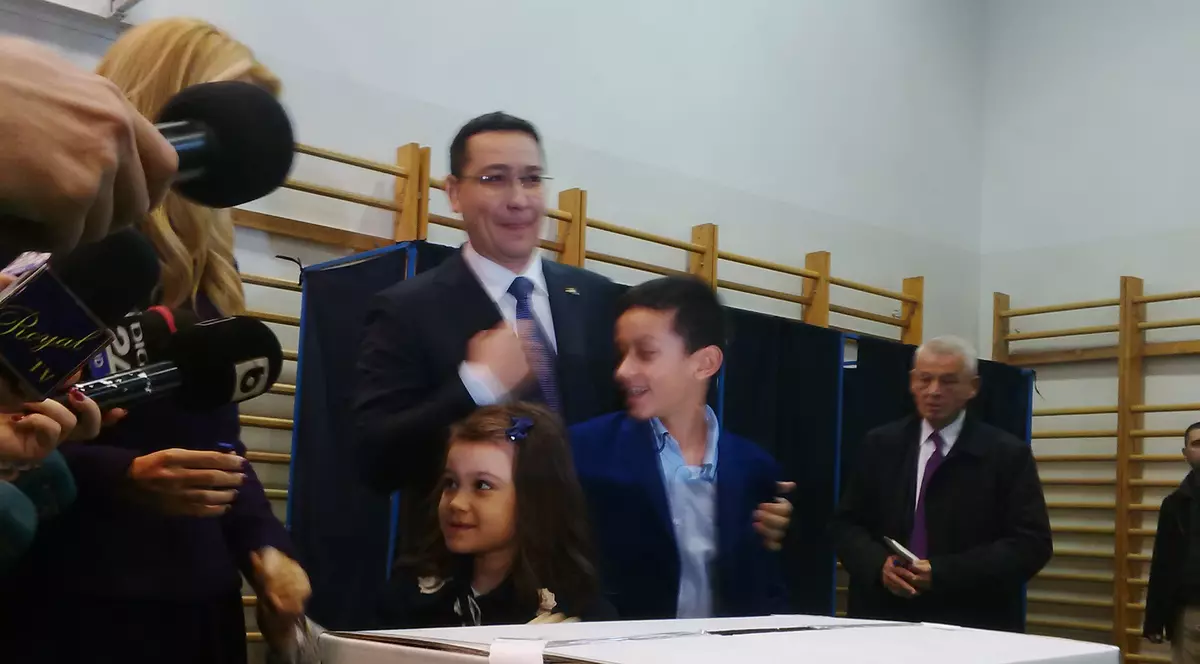 ALEGERI PREZIDENȚIALE 2014. Victor Ponta A VOTAT! Care este MESAJUL LUI?