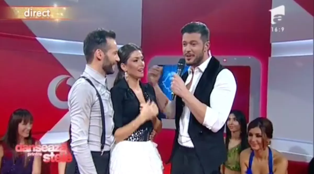 SE ÎNFIRIPĂ CEVA? SCHIMB SAVUROS DE REPLICI între VICTOR SLAV ŞI ALINA PUŞCAŞ: "Vrei să îmi propui ceva?"