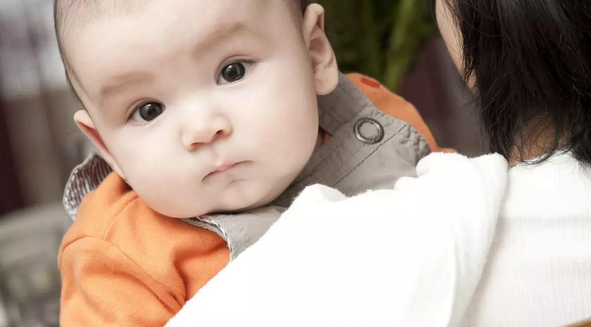 O SĂ FII NAȘĂ DE BOTEZ? Uite ce trebuie să PUI MUSAI în LUMÎNARE! MULȚI NU ȘTIU