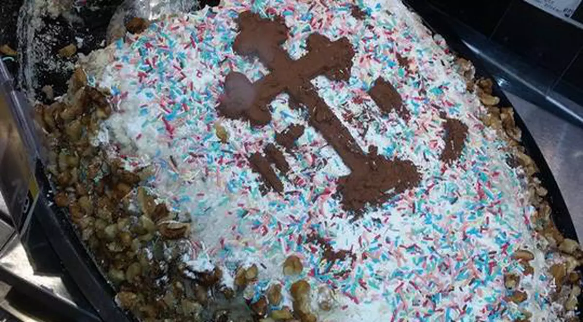 SE ÎNTÂMPLĂ ÎN ROMÂNIA! Au BĂGAT COLIVĂ la hipermarket | FOTO