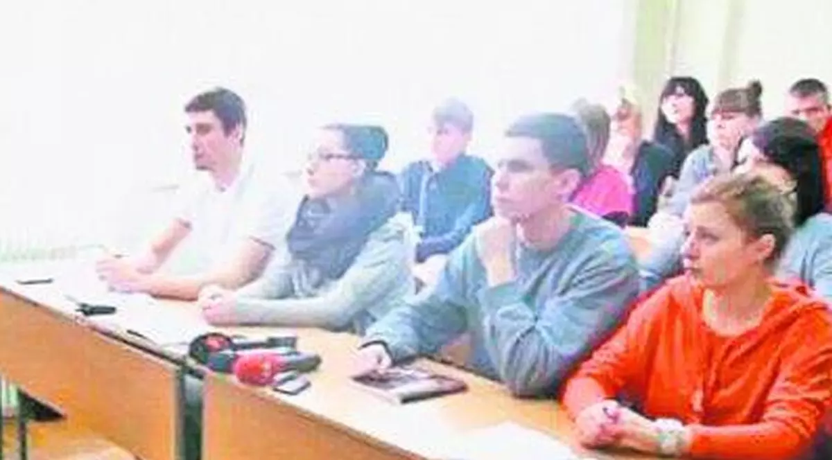 STUDENȚII ar putea fi LIBERI pe 14 și pe 17 noiembrie, pentru A PUTEA VOTA