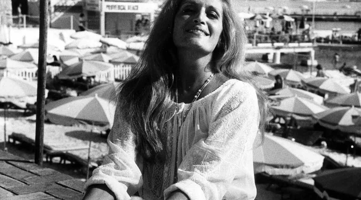 POVESTEA ULUITOARE a cântăreței DALIDA! A AVUT LUMEA la PICIOARE, dar S-A SINUCIS în plină glorie! | FOTO\VIDEO