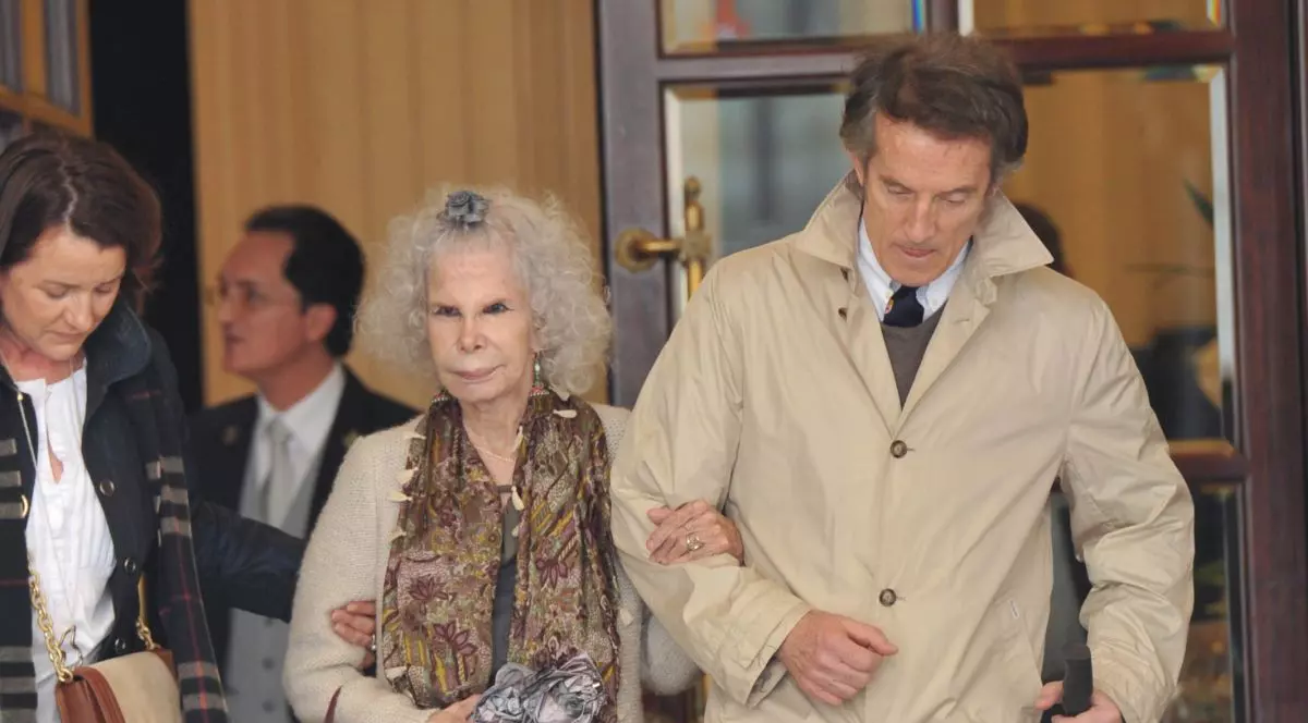 DUCESA de ALBA: TREI MARIAJE și ȘASE COPII! | FOTO