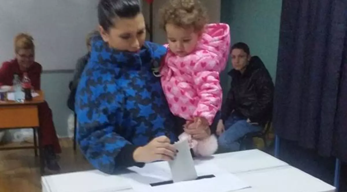 ALEGERI PREZIDENȚIALE 2014. ELENA BĂSESCU, prima REACȚIE după VICTORIA lui IOHANNIS!