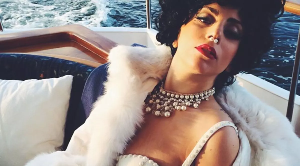 Cine este STARUL care a SALVAT-o de la PIERZANIE pe Lady GAGA. Eram tot timpul BEATĂ și DROGATĂ