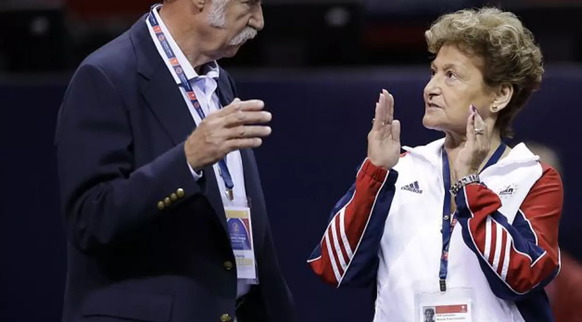 Bella şi Martha Karolyi, PREMIAŢI de Comitetul Olimpic al Statelor Unite ale Americii!