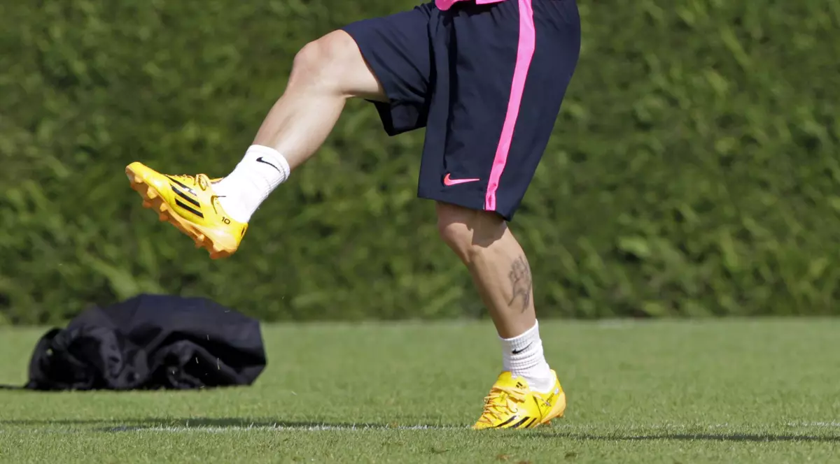 Messi s-a apucat de baschet şi a arătat că e mai tare decât Michael Jordan!