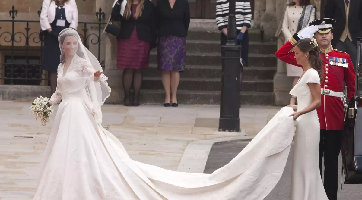 KATE MIDDLETON, SPERIATĂ DE MOARTE! CE i-ar PUTEA FACE SORA EI, PIPPA