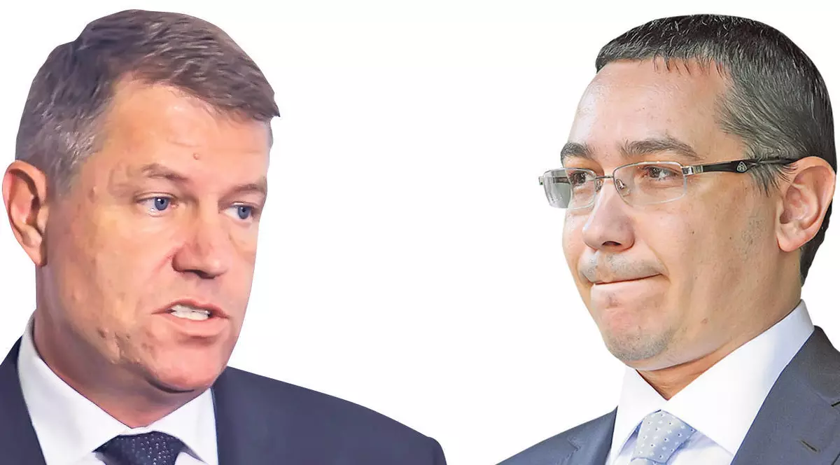 MOMENT CONTROVERSAT LA DEZBATEREA DINTRE PONTA şi IOHANNIS. O SCENĂ INSPIRATĂ DIN SERIALUL "HOUSE OF CARDS" L-A ULUIT PE UNUL DINTRE CANDIDAŢI!