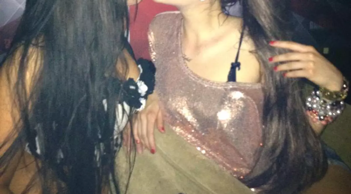 Vă amintiți de SURORILE LESBIENE? Iată CUM ARATĂ ACUM | FOTO