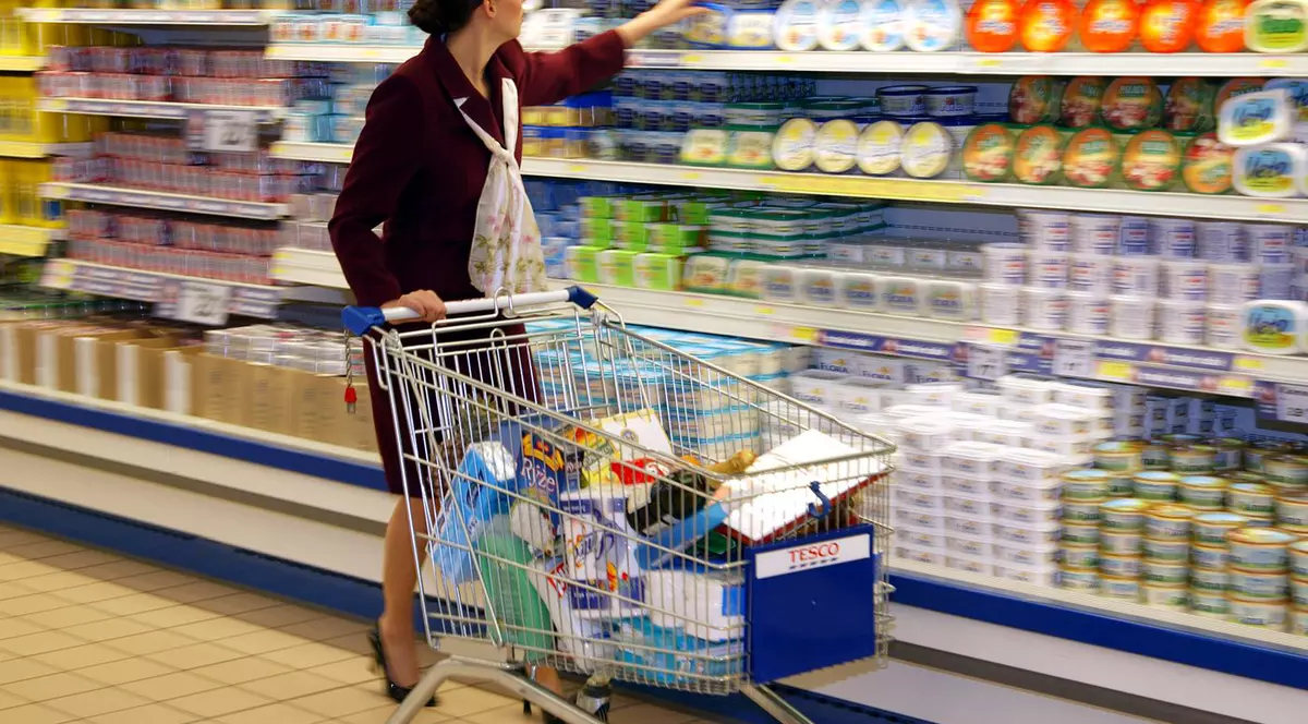 STUDIU SURPRINZĂTOR! Ce EFECT are GOANA după chilipiruri şi reduceri de preţ asupra CREIERULUI