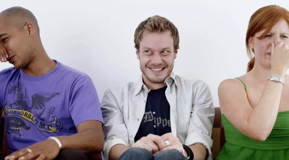 În sfârșit! Oamenii pot scăpa de problema vânturilor urât mirositoare. Care este vestea proastă? 