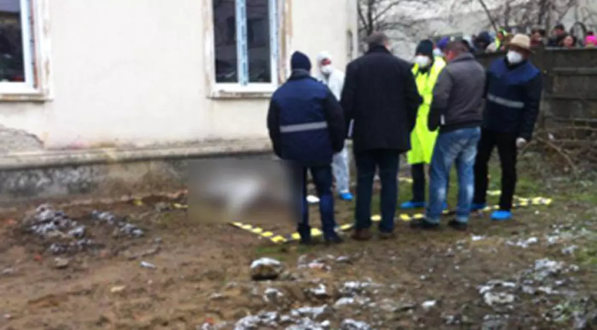 Ucisă cu mâinile goale