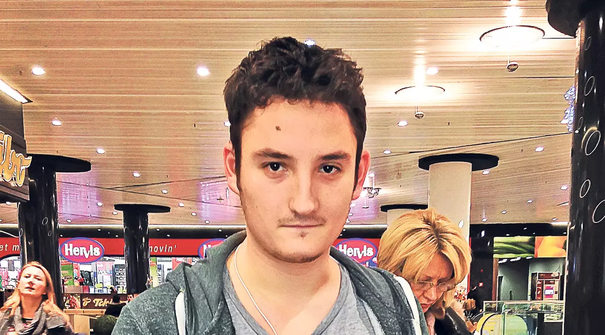 Ho, Ho, ho... ce Moş mişto! În loc de-un cadou de fiţe, ia-i ceva să se amuze! FOTO