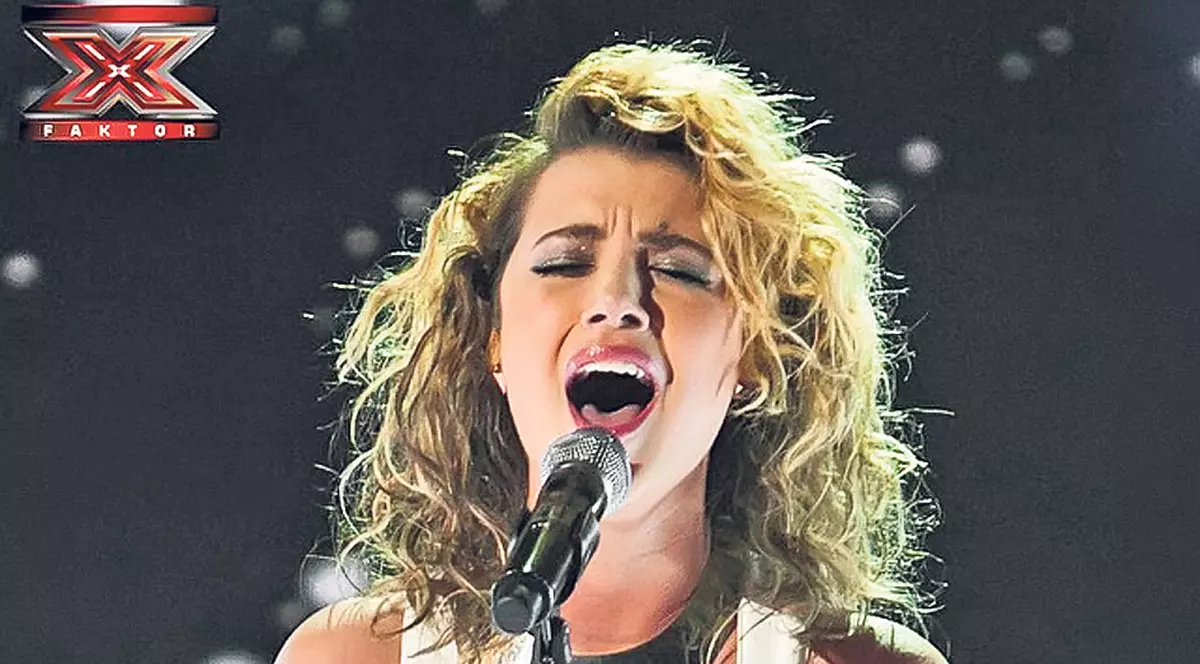 Le-a furat trofeul X Factor! O puștoaică de 15 ani din Oradea a făcut senzație în Ungaria