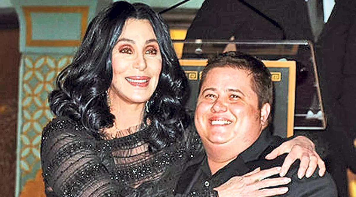 Cher, salvată de la moarte de fiul ei