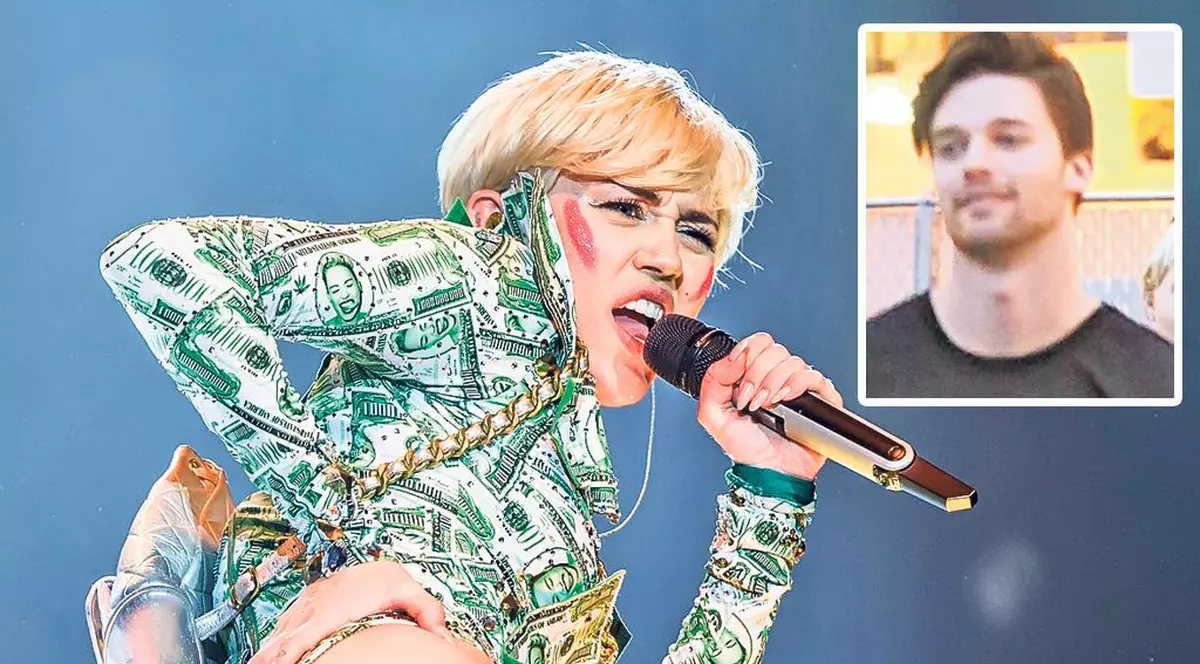 Miley, jos mâna de pe Patrick!