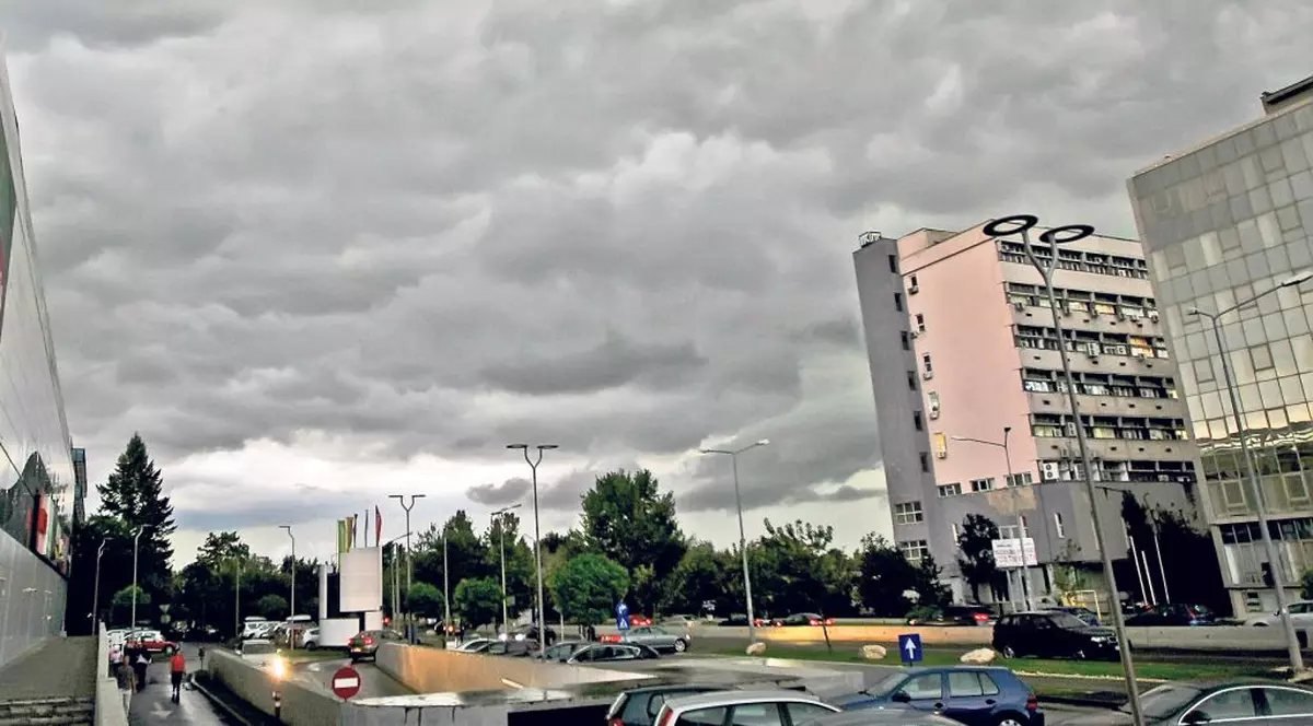 EXCLUSIV | De la ruşi a venit ploaia! Am stat o lună sub un plafon de nori provocat artificial de «Ursul de la est»