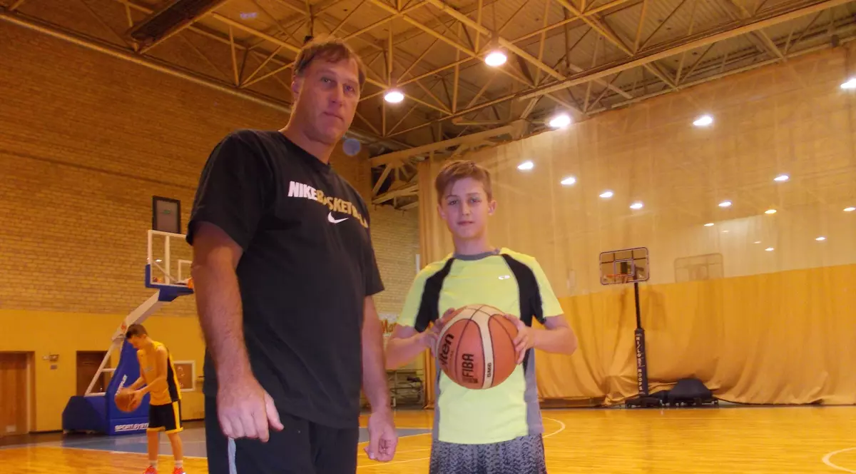 EXCLUSIV / URIASarunas! SportNews.ro a vizitat academia lui Marciulionis