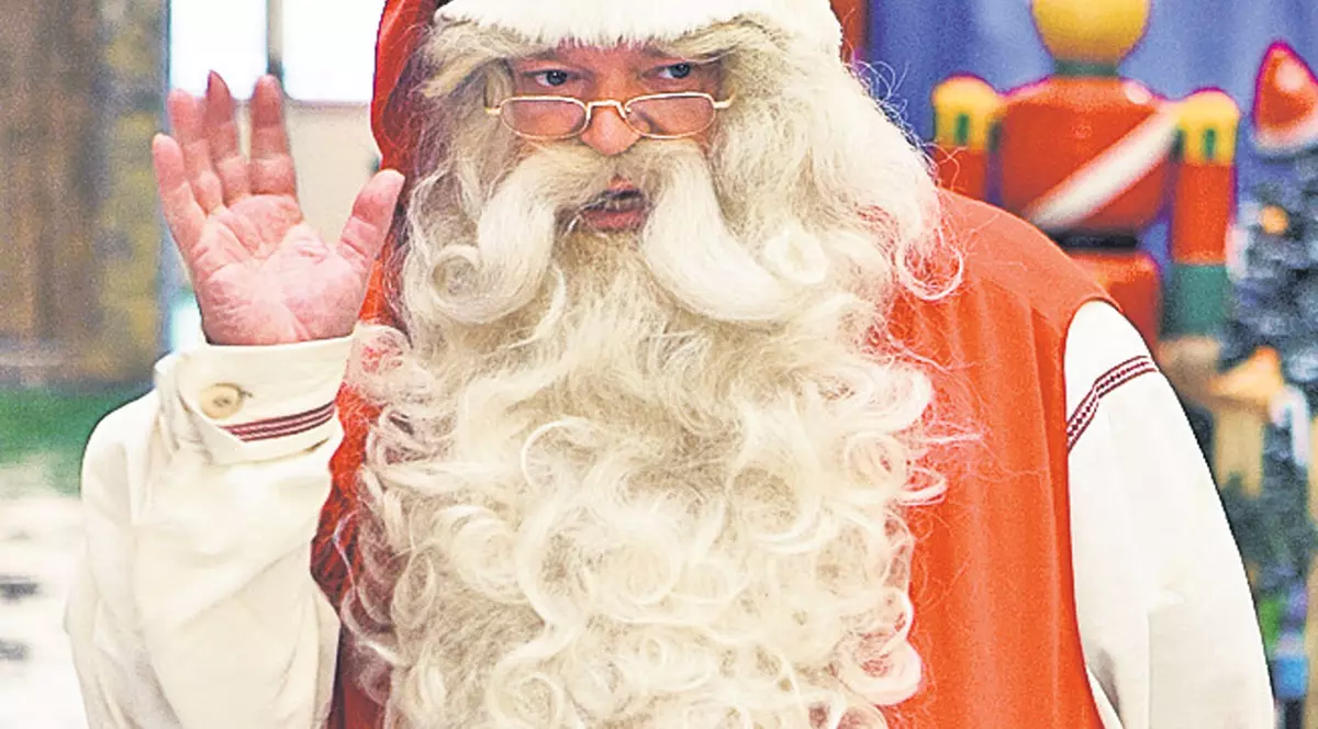 Moş Crăciun din Finlanda a aterizat în România