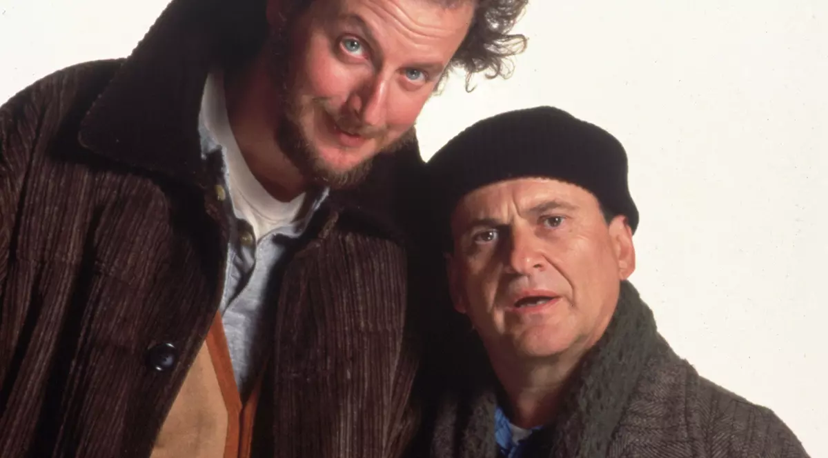 Ce au îmbătrânit actorii din Singur Acasă! Sunt doi moșuleți