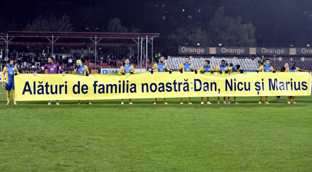FOTO / LIGA I: eveniment incredibil la meciul FC Dinamo - Petrolul Ploiești
