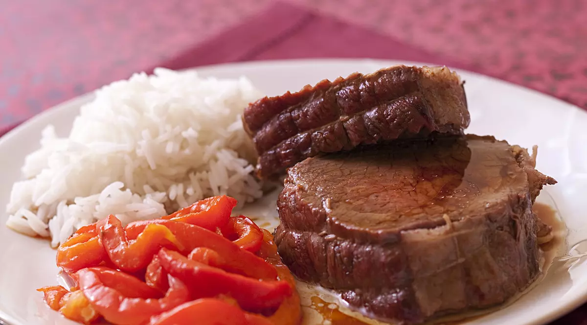 O moleculă de zahăr din carnea roșie, responsabilă de apariţia cancerului