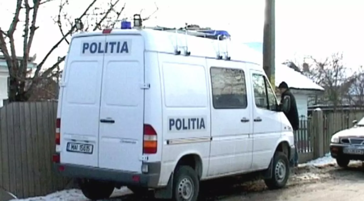 S-a crezut Ioan Botezătorul! UN SUCEVEAN și-a OMORÂT PĂRINȚII și i-a aruncat, cu gâturile tăiate, într-o râpă