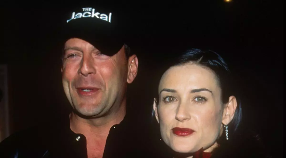 LOOK NEAȘTEPTAT! Fata lui DEMI MOORE și BRUCE WILLIS, TUNSĂ la CHELIE! | FOTO