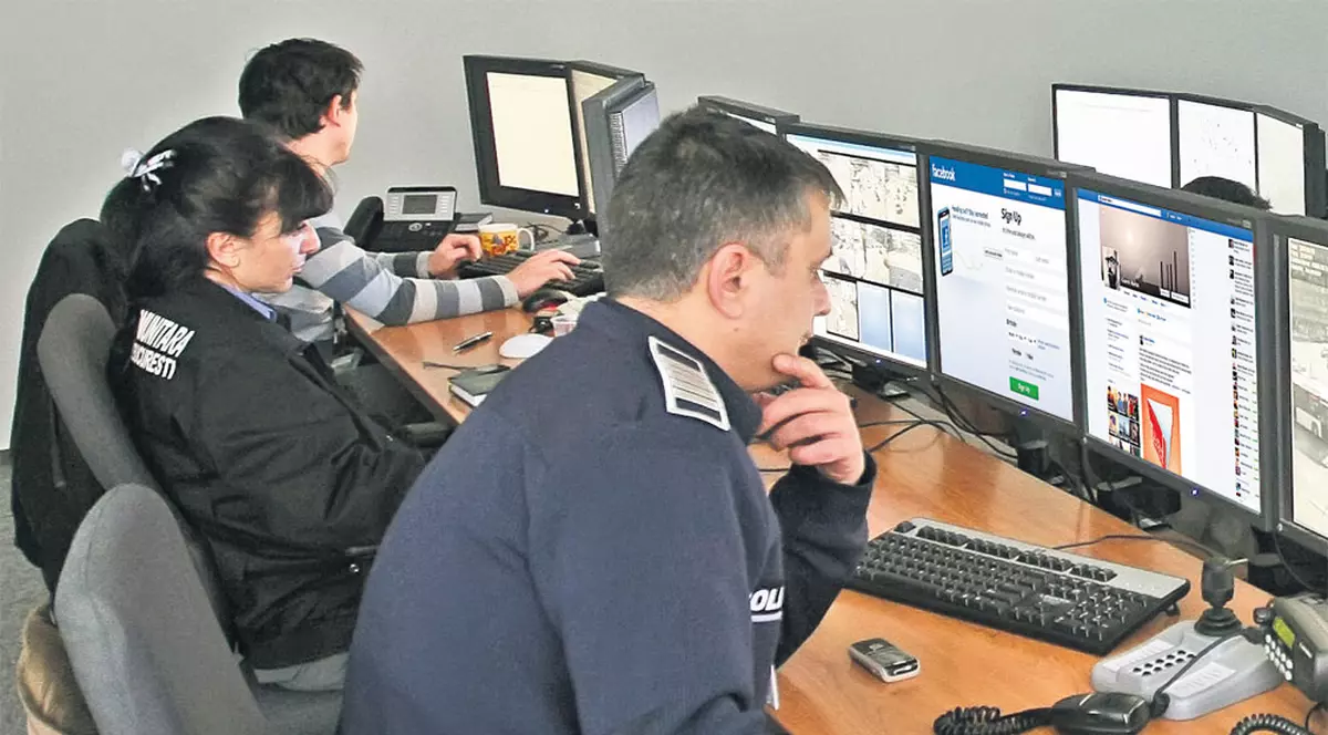 Facebook te bagă la pușcărie