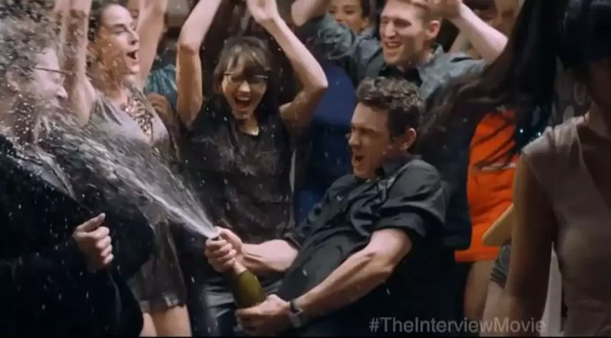 CEL MAI CONTROVERSAT FILM al ANULUI! DECIZIE RADICALĂ legată de LANSAREA FILMULUI "The Interview"