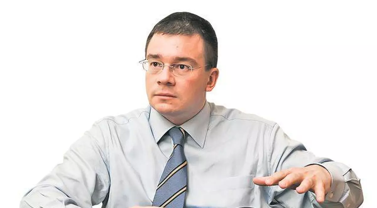 Mihai Răzvan Ungureanu, NUMIT CONSILIER PERSONAL al lui KLAUS IOHANNIS