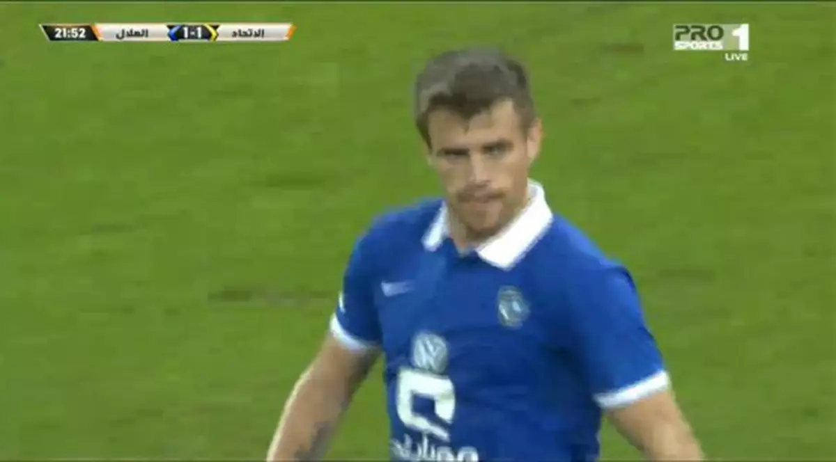 Steaua n-a primit nici un ban de pe urma vânzării lui Mihai Pintilii. Al Hilal, reclamată la FIFA