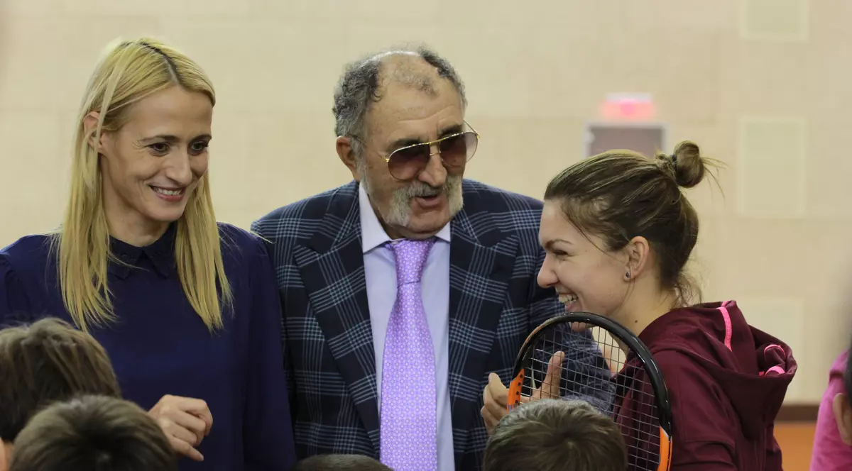 Ion Țiriac a făcut încă o declarație halucinantă despre Simona Halep: ”De împușcat, o împușcă altul, că eu nu am treabă!” Magnatul a făcut mișto de președintele Klaus Iohannis: ”Să vadă cum se circulă!”