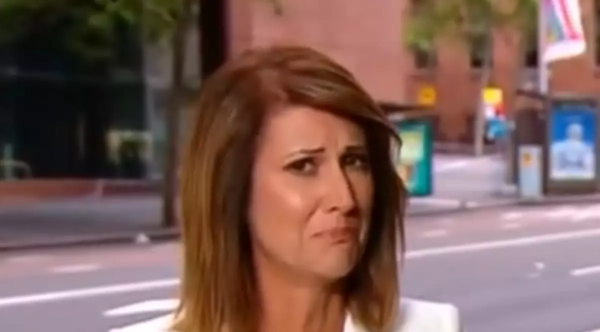 O jurnalistă A IZBUCNIT ÎN LACRIMI, ÎN DIRECT! A aflat în timpul emisiei că o persoană dragă ei A MURIT | VIDEO