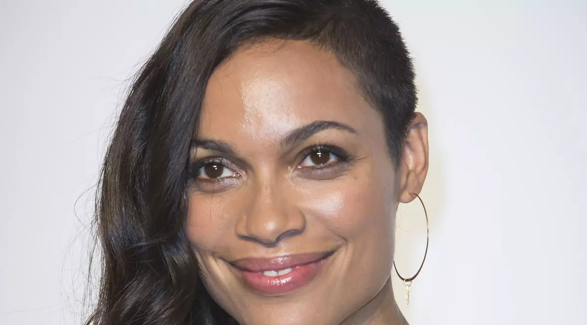 Actriţa Rosario Dawson a devenit mamă