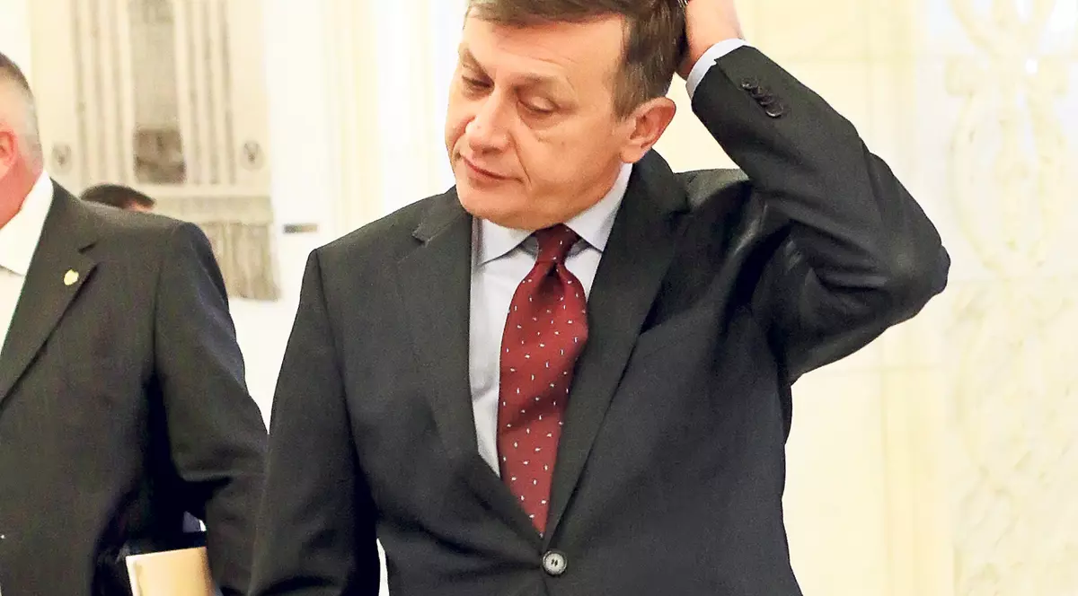 Crin Antonescu, mărire și decădere