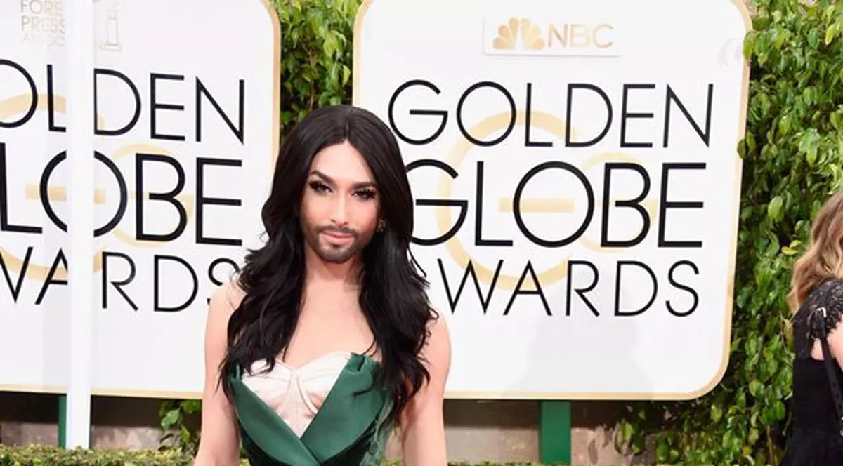 Alin Gălăţescu dă de pământ cu vedetele de la Globurile de Aur