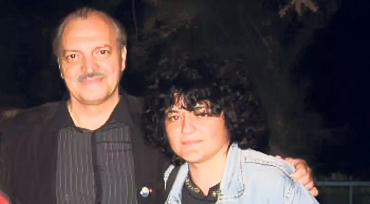 Impresara lui a devenit «doamna consul» | Secretul pe care Victor Socaciu l-a dus la 7.278 kilometri distanţă de casă