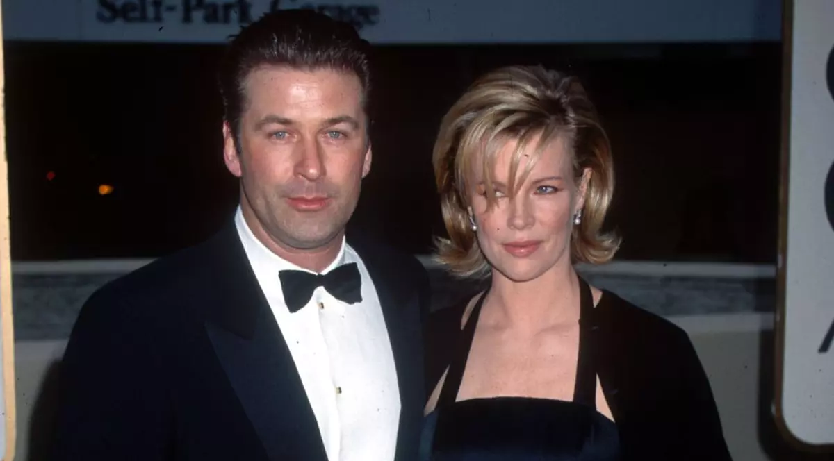 Fiica lui Kim Basinger şi a lui Alec Baldwin, COMPLET GOALĂ pe plajă | FOTO