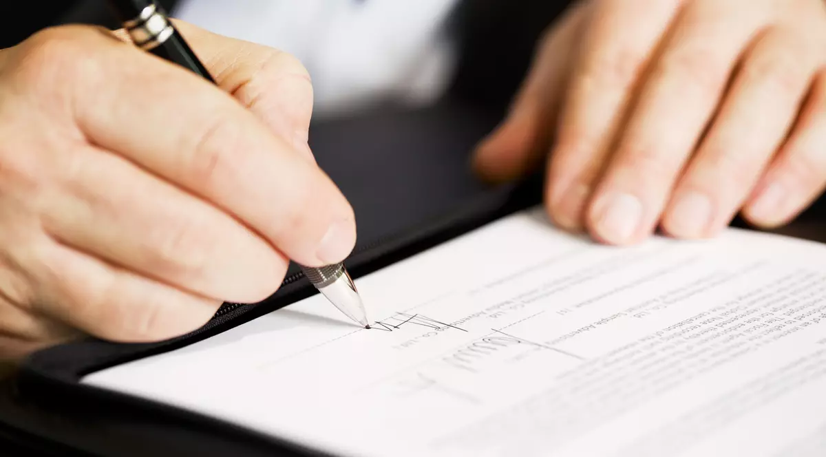 OFICIAL. Prima mutare a anului în fotbalul românesc! 