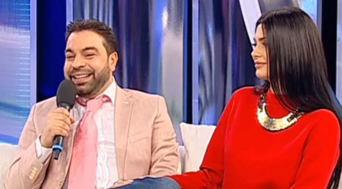 Florin Salam: ”Au trecut vreo 2-3 ani până când am avut curaj să-i spun Roxanei că o iubesc” 