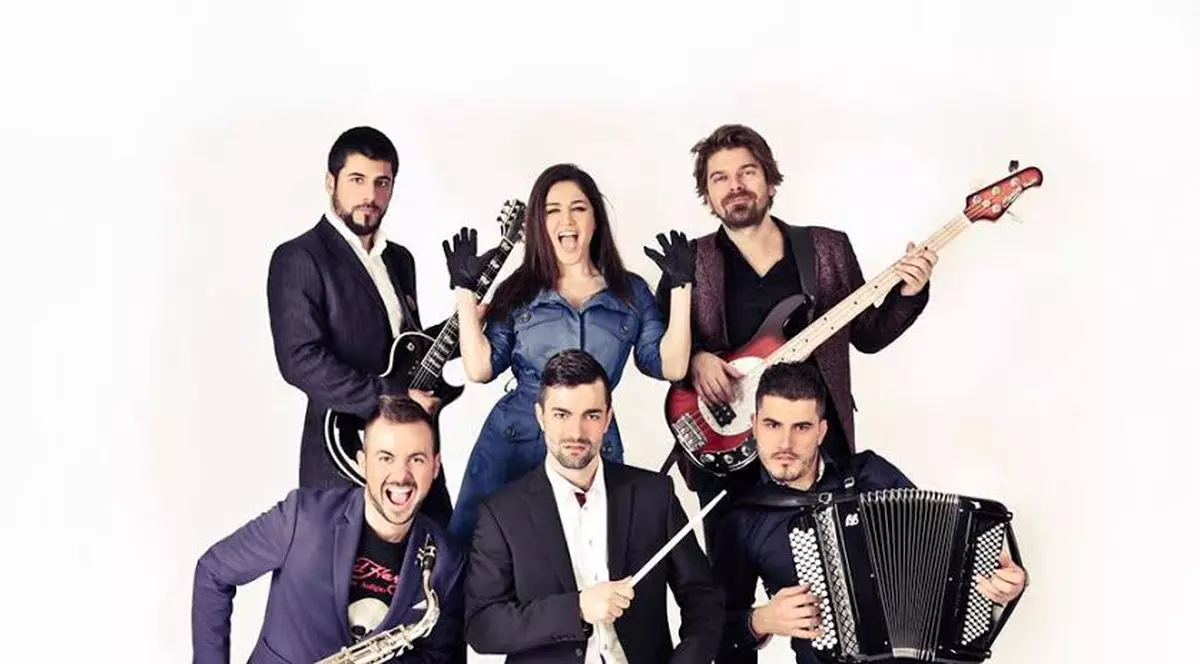 Doi cântăreți români intră în competiție pentru Eurovision Elveția