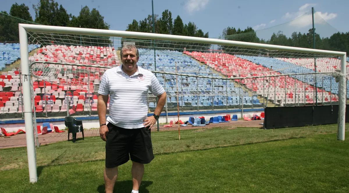 Pe picior de plecare, Duckadam a dezvăluit un blat făcut de marea echipă a Stelei. ^”Înțelegerea a fost ca ei să câștige 5-3, iar Pițurcă să dea 3 goluri”