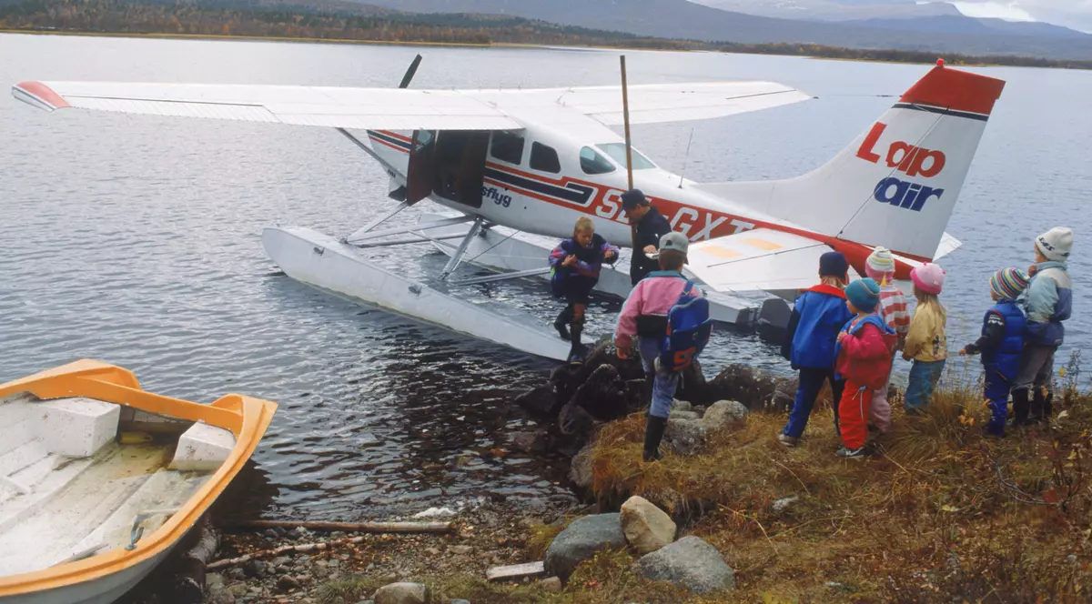 COPIII au șanse mai mari de SUPRAVIEȚUIRE într-un accident de avion! Iată care sunt MOTIVELE!