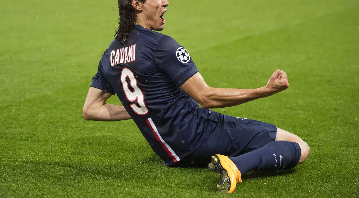Cavani și-a pus colegii și antrenorul în cap. ”Are o problemă de comportament”