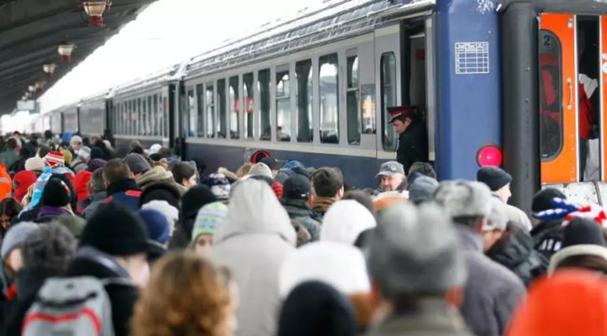 Bilete de tren la JUMĂTATE DE PREȚ pentru copii şi elevi 