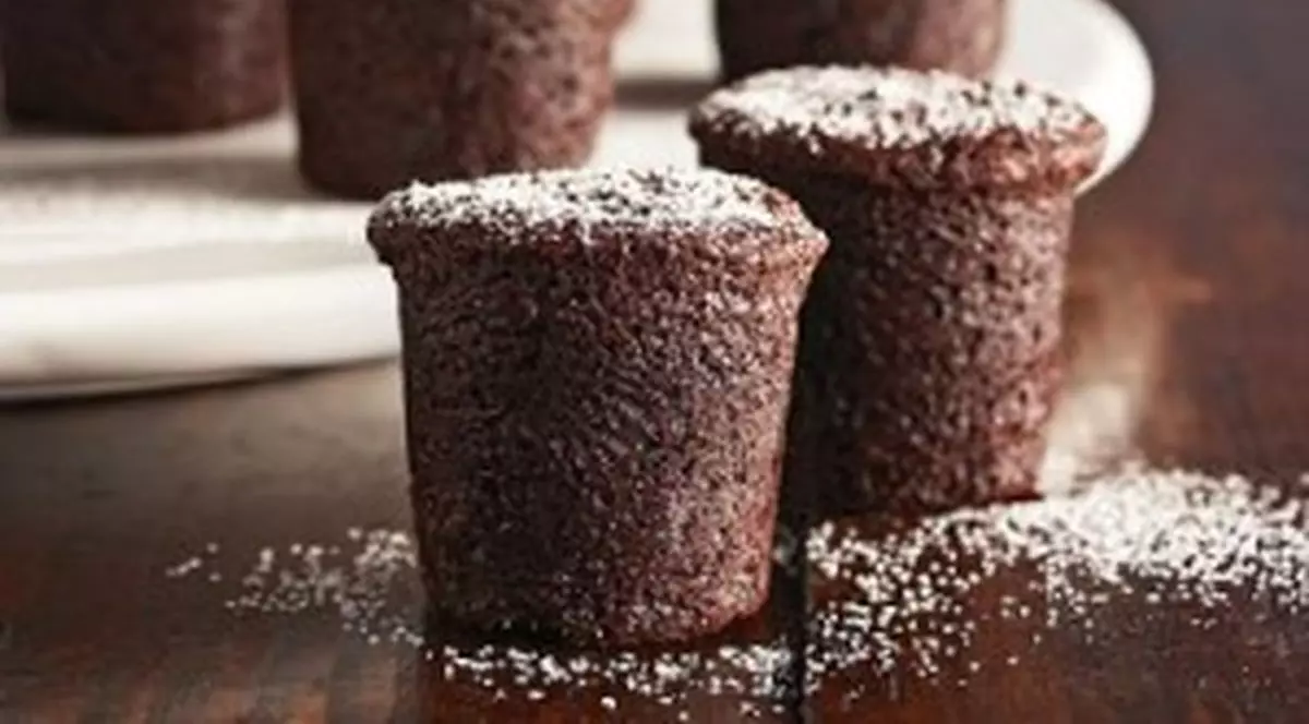 BUȘOANE de CIOCOLATĂ. SECRETUL unei REȚETE DELICIOASE, dezvăluit de un TOP CHEF. Le poți face cu ușurință ACASĂ